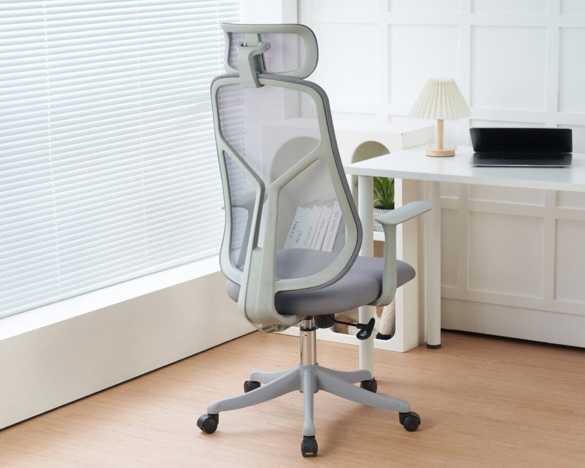 ⁦כיסא משרדי יוקרתי ארגונומי דגם 7003 בצבע אפור⁩ – תמונה ⁦5⁩