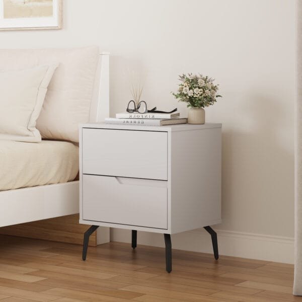 שידת לילה מעוצבת לצד המיטה בצבע סהרה דגם 3072