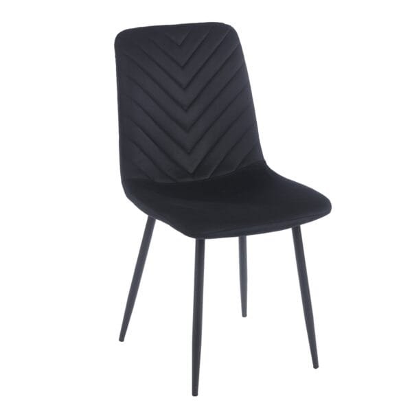 כיסא דגם 6129 בצבע שחור מבית Step Up – ריפוד קטיפה יוקרתי, רגלי מתכת חזקות ונוחות ארגונומית. אידיאלי לפינת אוכל, משרד או בית קפה. כולל אחריות מלאה.