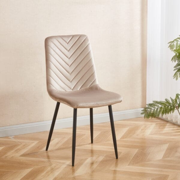 כיסא לפינת אוכל דגם 6129 בצבע קרם מבית Step Up – עיצוב אלגנטי, נוחות מרבית ואווירה חמימה כיסא דגם 6129 מבית Step Up בצבע קרם הוא פריט עיצובי מרשים שישדרג כל חלל – מפינת אוכל משפחתית ועד חלל אירוח יוקרתי. עם ריפוד קטיפה בגוון בהיר, רגלי מתכת איכותיות ומבנה ארגונומי מחבק – הכיסא מציע שילוב אידיאלי של מראה רך ונעים עם חוזק ויציבות לשימוש יומיומי. הצבע הקרם הניטרלי משתלב בקלות עם מגוון סגנונות עיצוב – מודרני, כפרי, נורדי או קלאסי. הוא מוסיף תחושת חמימות, מרחב וניקיון לכל פינה בבית, ויוצר אווירה מזמינה ונעימה. מפרט טכני: דגם: 6129 צבע: קרם חומר המושב: בד קטיפה רך ונעים למגע רגליים: מתכת מחוזקת בגימור תעשייתי משקל ישיבה מומלץ: עד 140 ק"ג הרכבה: הכיסא אינו מגיע מורכב – כולל את כל הציוד הדרוש להרכבה עצמית פשוטה מידות: גובה כולל: 91 ס"מ רוחב כולל: 46 ס"מ עומק כולל: 56.5 ס"מ עומק מושב מקסימלי: 42 ס"מ רוחב מושב מקסימלי: 46 ס"מ גובה מושב מהרצפה: 48 ס"מ יתרונות עיקריים: ✔ ריפוד קטיפה בגוון קרם בהיר ומרשים ✔ מבנה תומך וארגונומי לישיבה נוחה לאורך זמן ✔ רגליים ממתכת איכותית ליציבות גבוהה ✔ מתאים לבית, משרדים, מסעדות ובתי קפה ✔ קל להרכבה – מגיע עם כל הציוד הדרוש למה לבחור בדגם 6129? זהו כיסא שלא מתפשר על אף פרמטר: לא על העיצוב, לא על הנוחות ולא על האיכות. עם גימור מוקפד, תחושת ישיבה מפנקת וצבע בהיר שמוסיף יוקרה – דגם 6129 בצבע קרם הוא הבחירה המושלמת לכל מי שמעריך סטייל עדין ונוחות פרקטית.