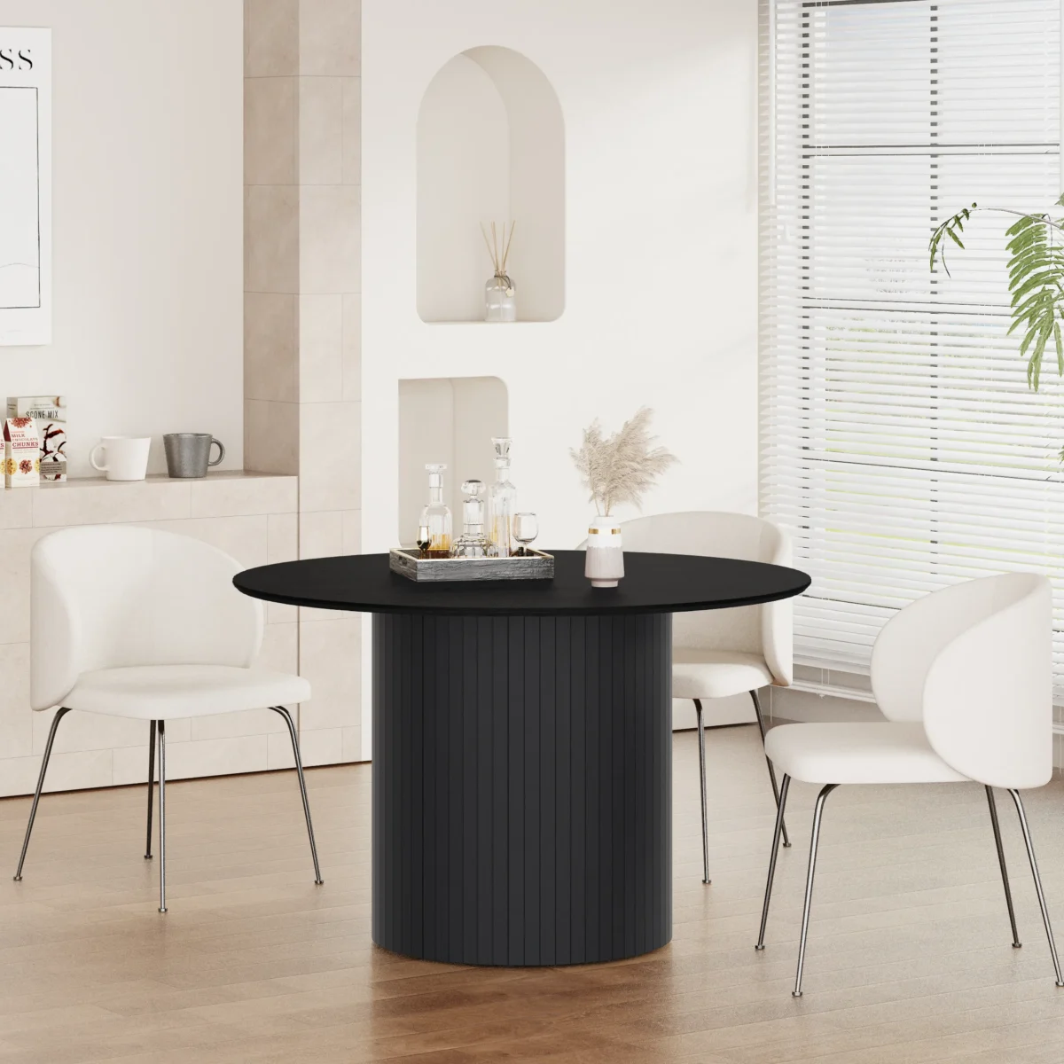 שולחן פינת אוכל עגול דגם 817 בקוטר 120 ס״מ מציע שילוב חכם בין עיצוב מודרני, איכות חומרים גבוהה ומחיר משתלם במיוחד – פתרון אידיאלי לבתים ודירות המחפשים רהיט פרקטי, עמיד ונעים לשימוש יומיומי.